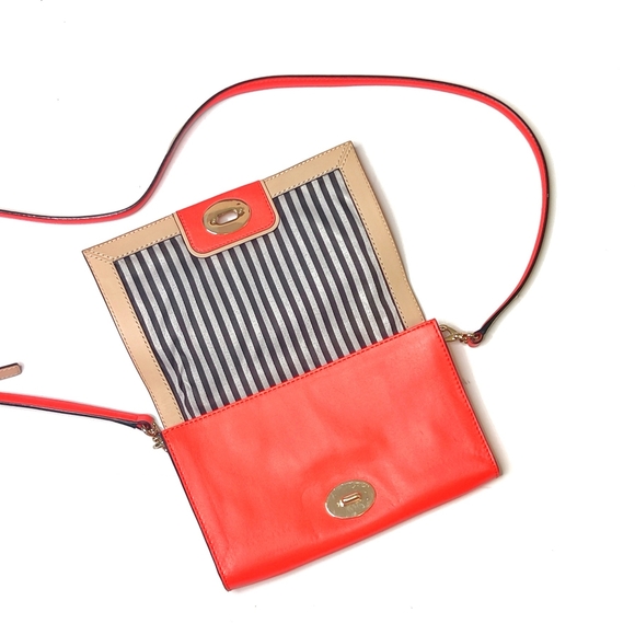 Kate Spade Leather Juliana Hampton Road CrossBody Bag - Picture 3 of 8